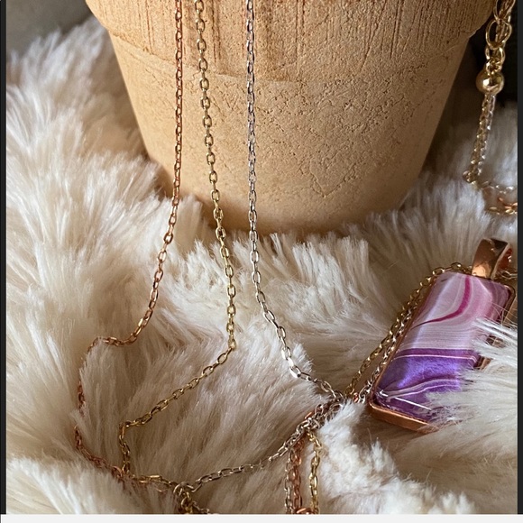 Hand painted Abstract Acrylic fluid pour art bezel pendant necklace pink purple - Picture 6 of 7